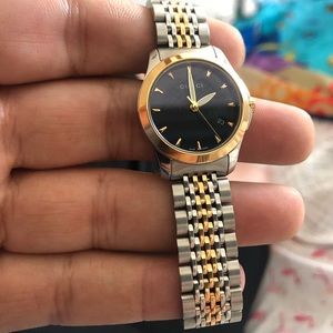 Women’s Gucci Watch Gold and Sliver 27mm